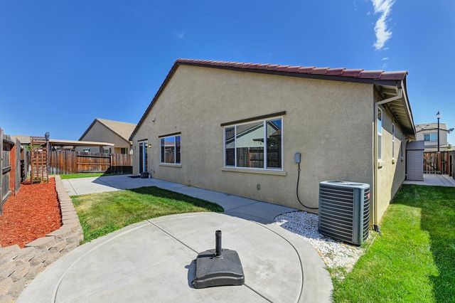 7032 Castle Rock Way, Roseville, CA 95747