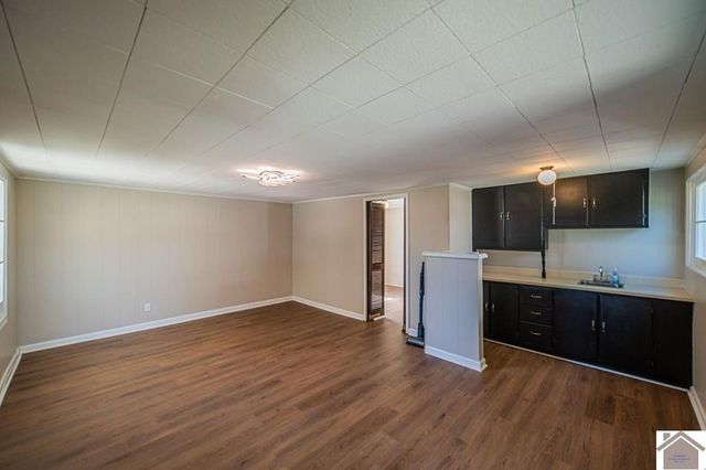 133 Frankfort Avenue, Paducah, KY 42001