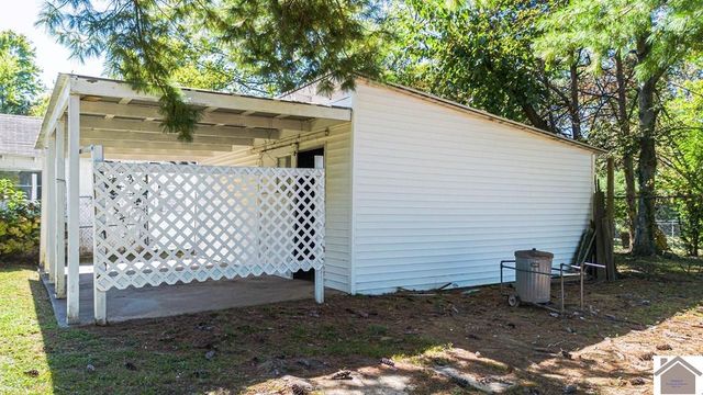 133 Frankfort Avenue, Paducah, KY 42001