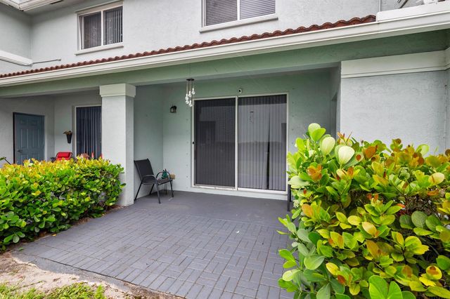 3725 Oleander Terrace, Riviera Beach, FL 33404