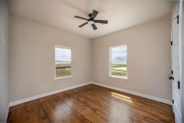 193 Powderhorn Lane, Port Lavaca, TX 77979