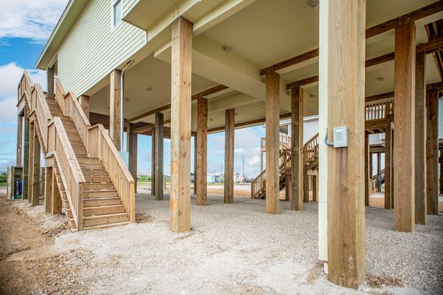 193 Powderhorn Lane, Port Lavaca, TX 77979