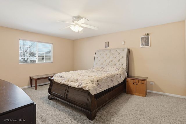 14852 Park Avenue, Oak Forest, IL 60452