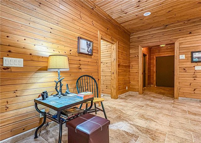 418 Dogwood Ridge, Yellville, AR 72687