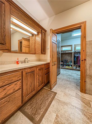 418 Dogwood Ridge, Yellville, AR 72687