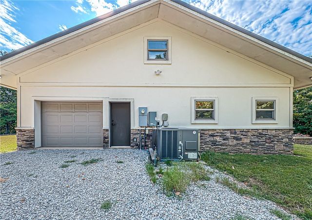 418 Dogwood Ridge, Yellville, AR 72687