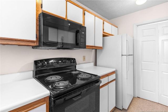 250 Waterdown Drive 12, Fayetteville, NC 28314