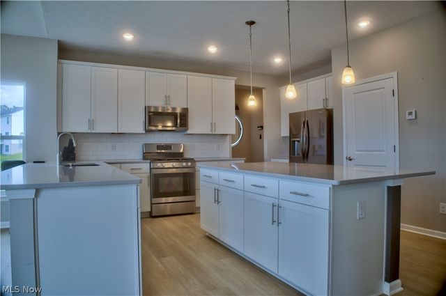 3367 Ponderosa, Green, OH 44685