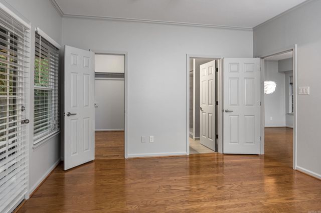 28 Foxcroft Village Dr Drive, Little Rock, AR 72227
