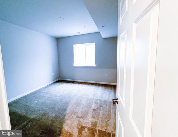 9204 CRESTVIEW RIDGE DR, Bristow, VA 20136