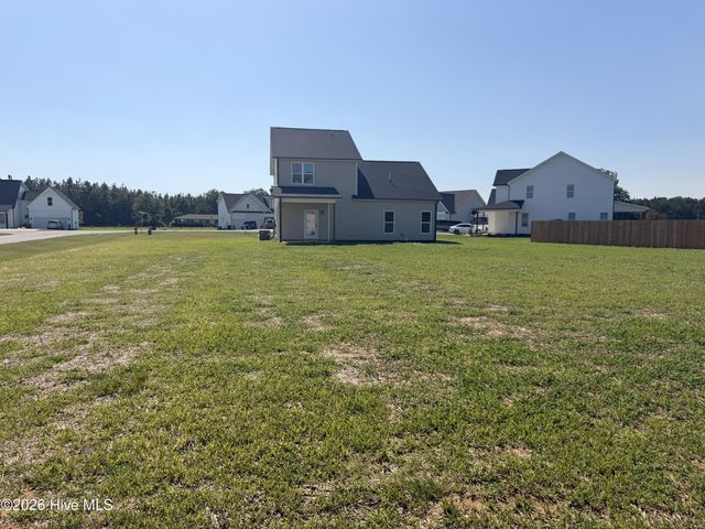 13 Sundrops Trail, Dunn, NC 28334