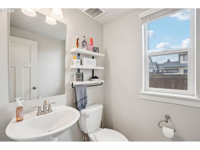 12339 Nw ASHTON Dr, Banks, OR 97106