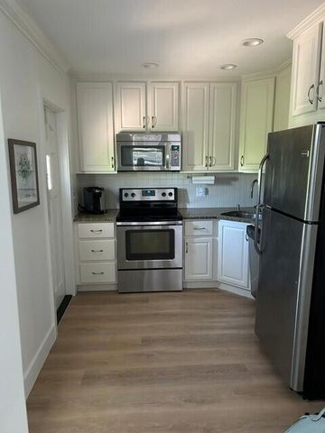 444 ZEPHYR Way, Juno Beach, FL 33408