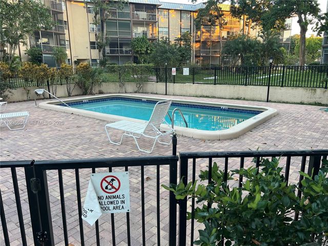 6301 N Falls Cir Drive 313, Lauderhill, FL 33319