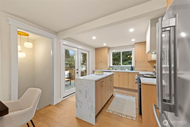 7536 13th Avenue NW, Seattle, WA 98117