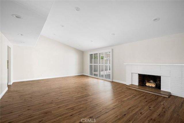 11243 Paso Robles Avenue, Granada Hills, CA 91344