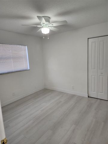 320 NW 4th Avenue 1, Deerfield Beach, FL 33441