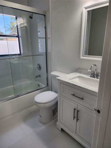 320 NW 4th Avenue 1, Deerfield Beach, FL 33441