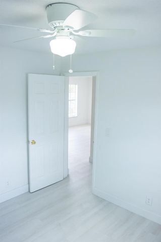 320 NW 4th Avenue 1, Deerfield Beach, FL 33441