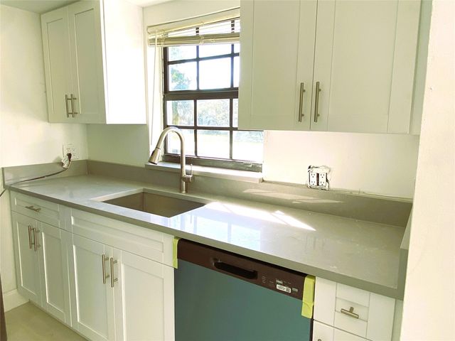 320 NW 4th Avenue 1, Deerfield Beach, FL 33441