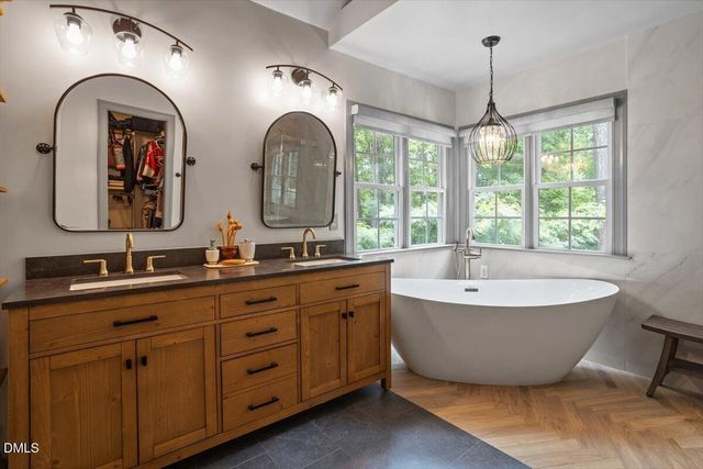 5600 Merion Station Drive, Apex, NC 27539