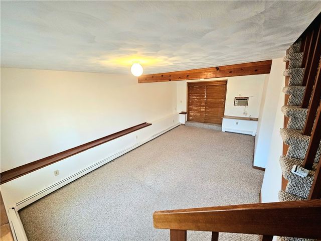 3 Lakeview Drive, Narragansett, RI 02882