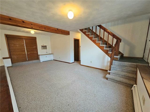 3 Lakeview Drive, Narragansett, RI 02882