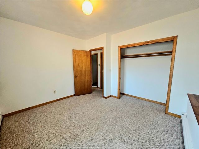 3 Lakeview Drive, Narragansett, RI 02882