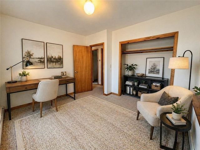 3 Lakeview Drive, Narragansett, RI 02882