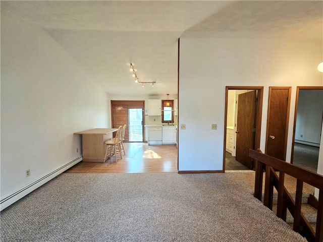 3 Lakeview Drive, Narragansett, RI 02882