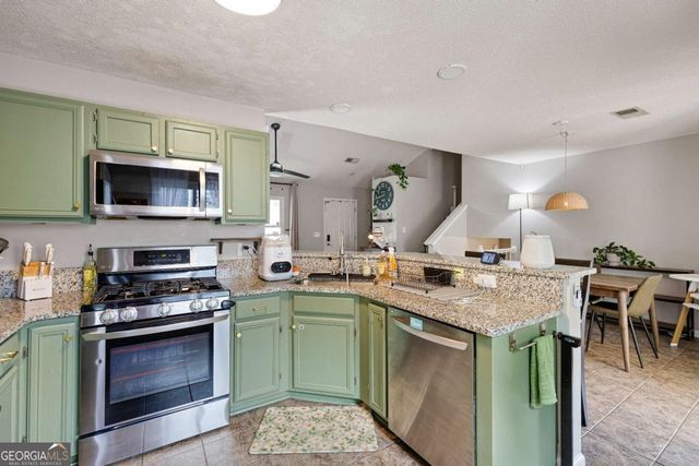 1750 Woodvine Court NW, Kennesaw, GA 30144