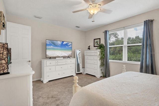 1038 BUTTERCUP GLEN, Bradenton, FL 34212