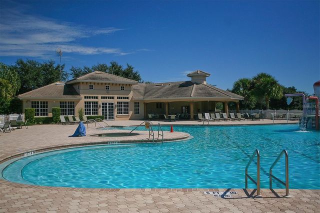 1038 BUTTERCUP GLEN, Bradenton, FL 34212