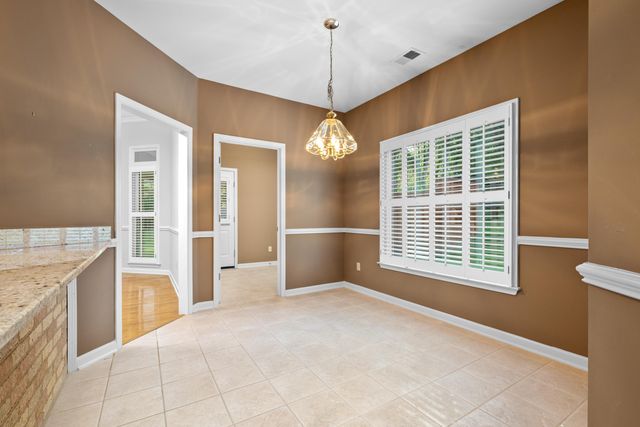 9175 WREN HILL DR, Lakeland, TN 38002