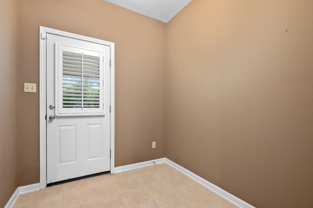 9175 WREN HILL DR, Lakeland, TN 38002