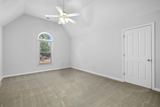 9175 WREN HILL DR, Lakeland, TN 38002