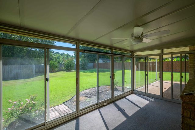9175 WREN HILL DR, Lakeland, TN 38002