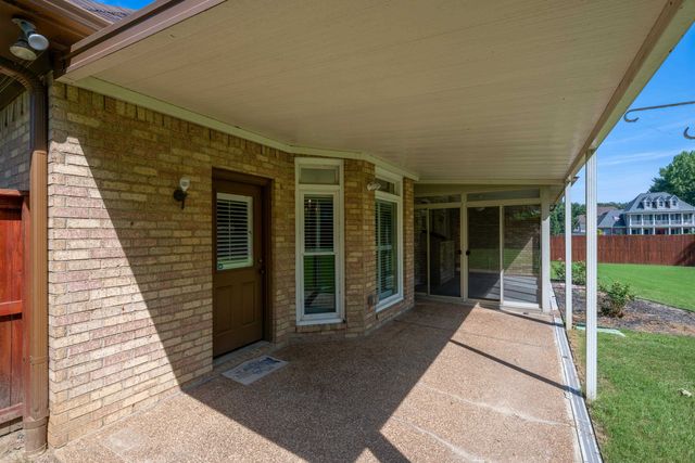 9175 WREN HILL DR, Lakeland, TN 38002