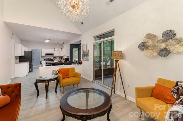 9804 Cooper Run Lane, Charlotte, NC 28269