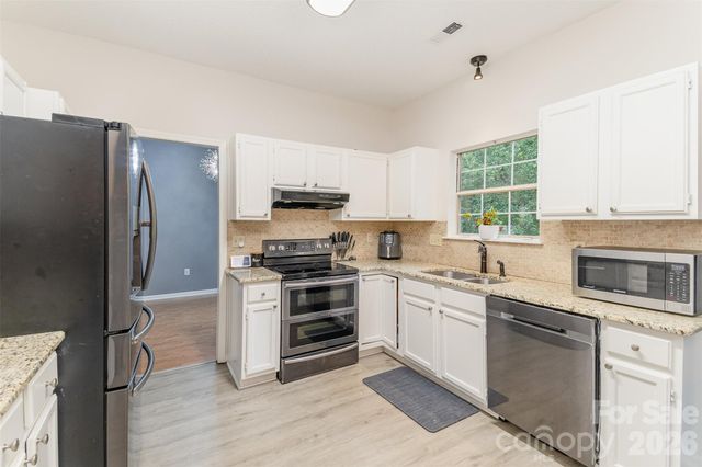 9804 Cooper Run Lane, Charlotte, NC 28269