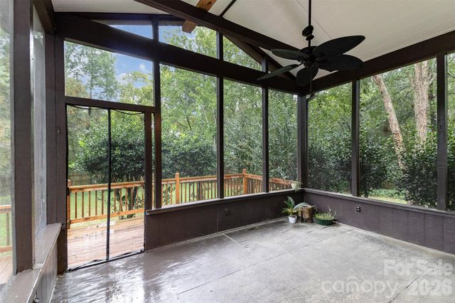 9804 Cooper Run Lane, Charlotte, NC 28269