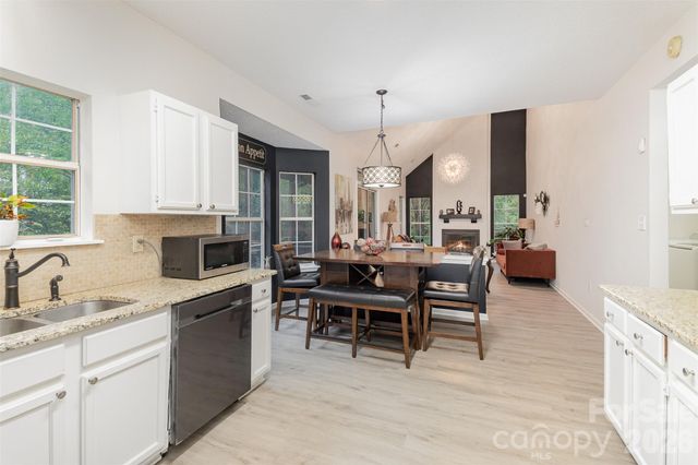 9804 Cooper Run Lane, Charlotte, NC 28269