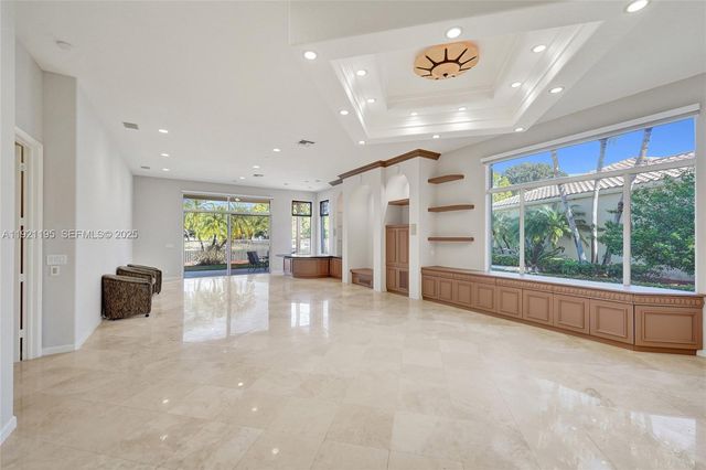 2456 Bay Isle Ct, Weston, FL 33327