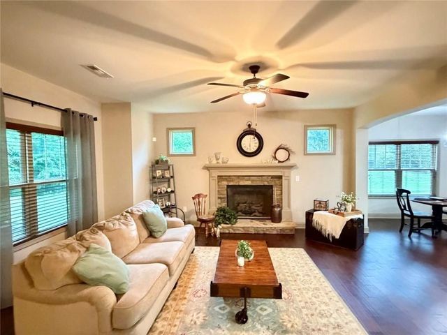 6169 Clear Brook Pass, Douglasville, GA 30135
