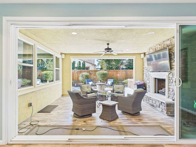 2521 Shadowbrooke Rd, Brentwood, CA 94513