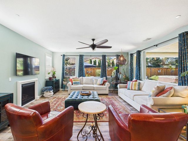 2521 Shadowbrooke Rd, Brentwood, CA 94513