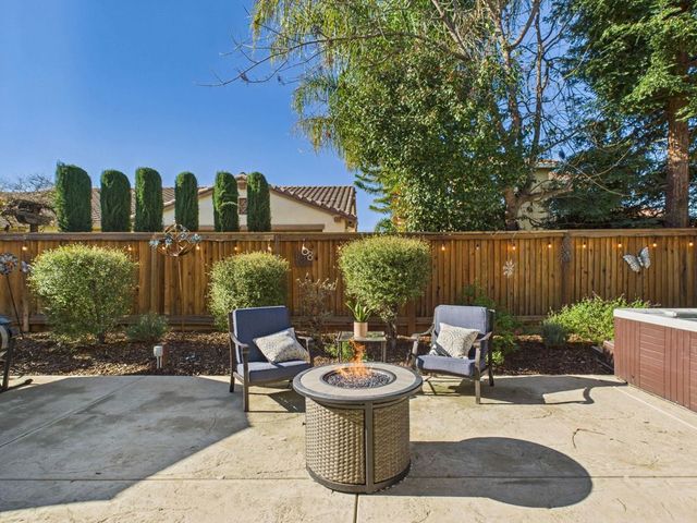 2521 Shadowbrooke Rd, Brentwood, CA 94513