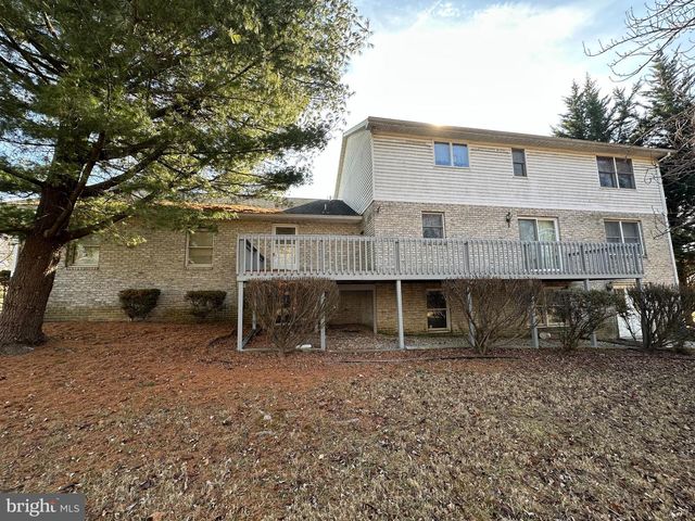 10510 HERSHEY DR, Williamsport, MD 21795