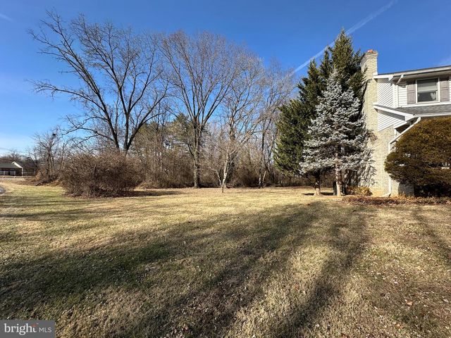 10510 HERSHEY DR, Williamsport, MD 21795