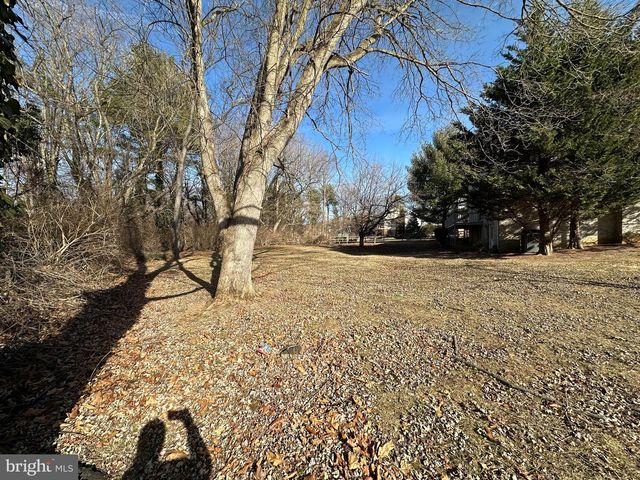 10510 HERSHEY DR, Williamsport, MD 21795